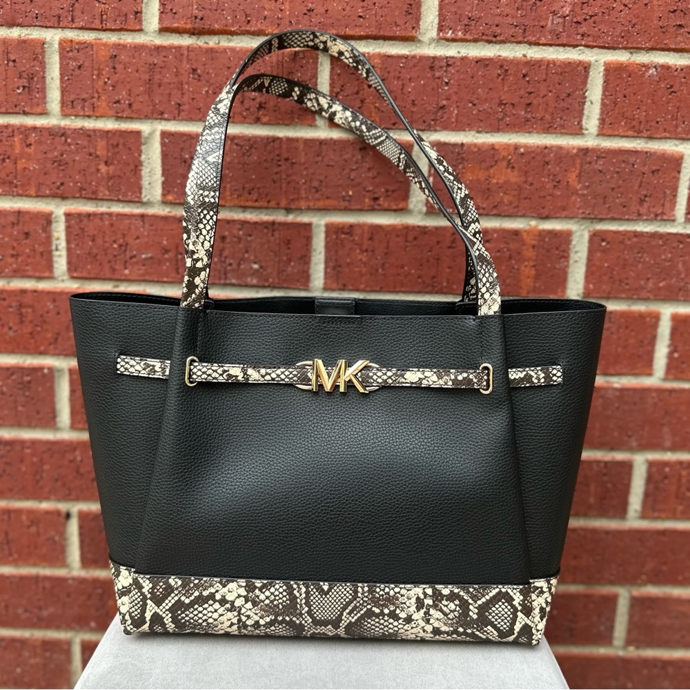 SALE 💕Michael Kors Black and Snake Pattern Tote and wallet - Picture 4 of 12